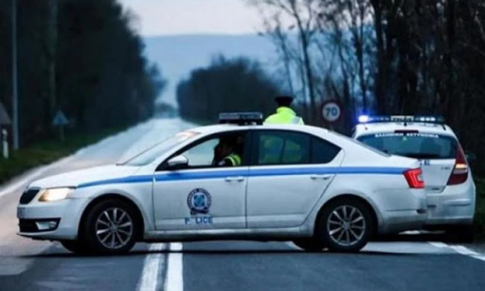 Σκληρό lockdown: Μπλόκα της Αστυνομίας σε όλη την Αττική